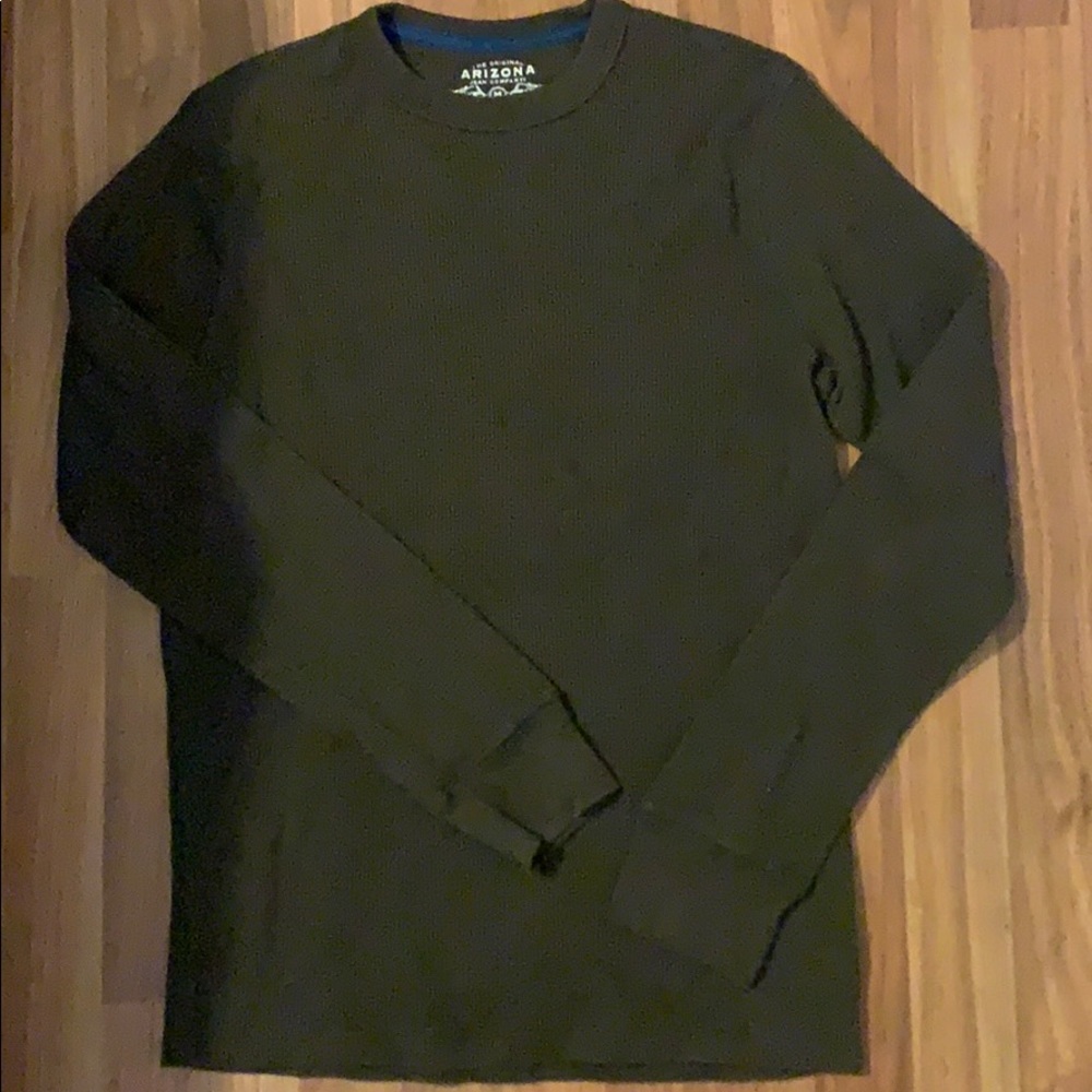 Long Sleeve Crew neck shirt.